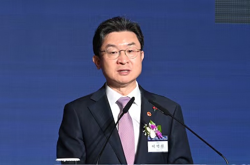 금융위원회 위원장 이억원