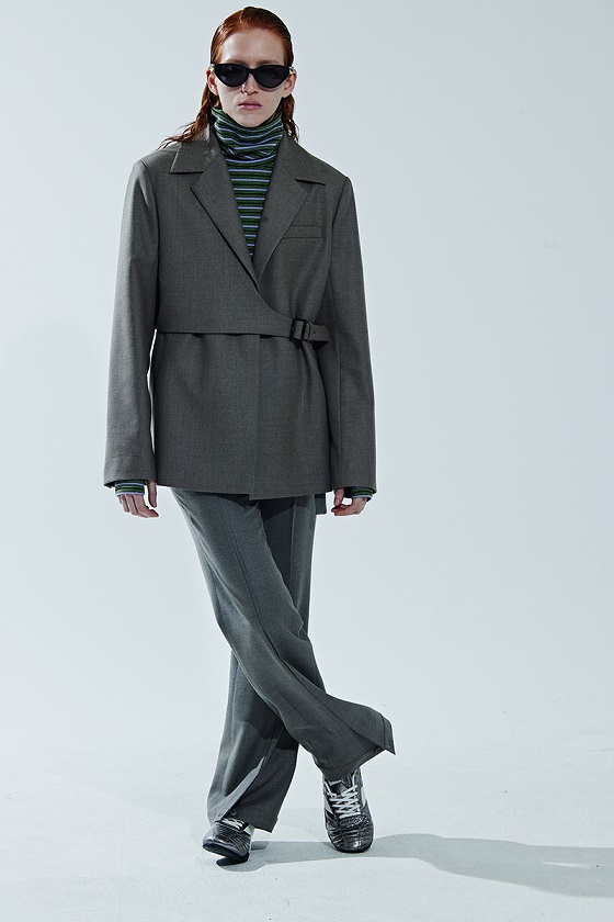 LIE(라이)가 26FW 시즌을 통해 프리미엄 아웃도어 브랜드 인수스와의 협업을 3번째 시즌으로 이어간다.고 밝혔다