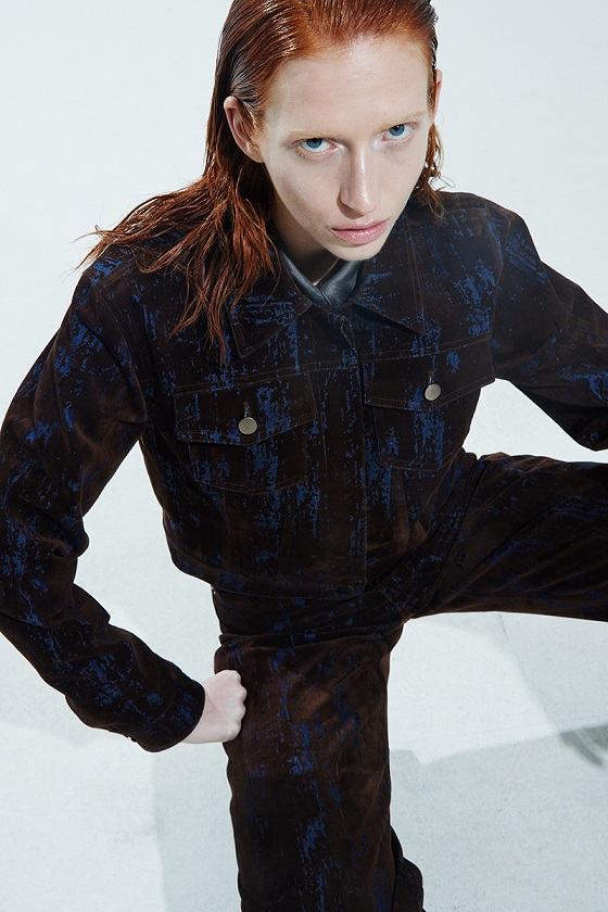 LIE(라이)가 26FW 시즌을 통해 프리미엄 아웃도어 브랜드 인수스와의 협업을 3번째 시즌으로 이어간다.고 밝혔다