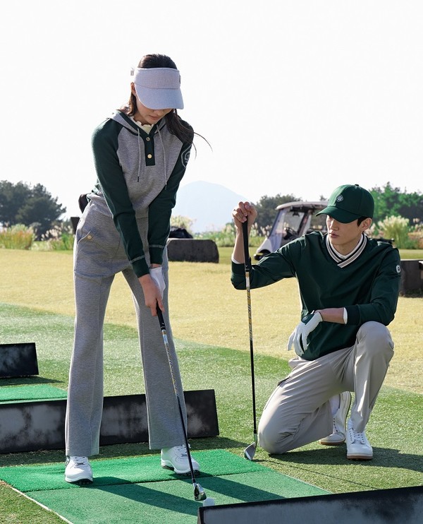 빈폴골프의 새로운 로고가  반영된 SS시즌 신상품 화보