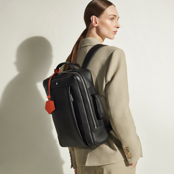 그레인 렉탱귤러 백팩(사진 = 몽블랑)