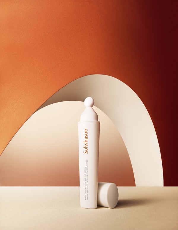 설화수 윤조아이세럼 연출 이미지 제품 컷